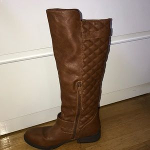 Light brown boots & black boots